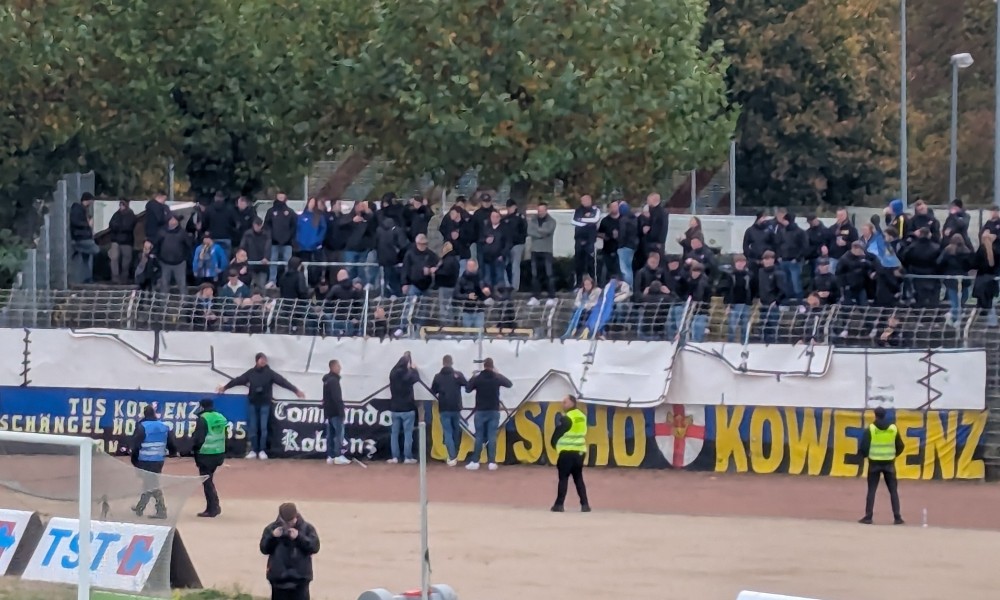 Koblenzer Fans in der EWR-Arena